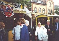 Jubil&auml;umsch&uuml;tzentour der WSG mit der Bimmelbahn des Schokoexpress von Ostheim in die K&ouml;lner Altstadt